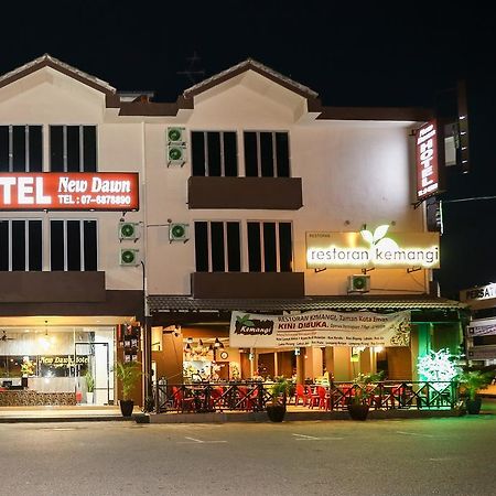 New Dawn Hotel Pontian Sdn Bhd Pontian Kecil Bagian luar foto