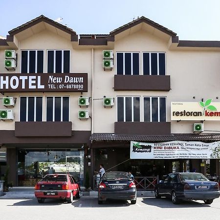 New Dawn Hotel Pontian Sdn Bhd Pontian Kecil Bagian luar foto
