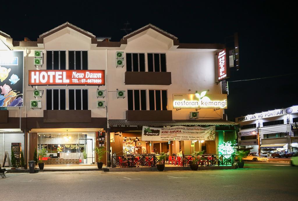 New Dawn Hotel Pontian Sdn Bhd Pontian Kecil Bagian luar foto